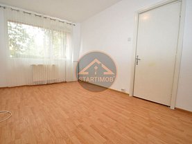 Apartament de închiriat 2 camere, în Braşov, zona Astra