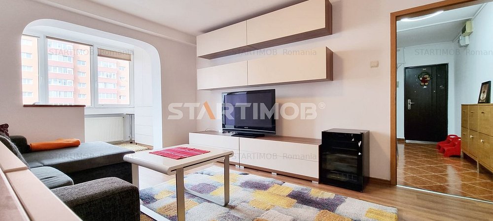 Apartament mobilat 3 camere Astra 2 parcari - imaginea 0 + 1