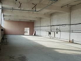 Închiriere spaţiu industrial