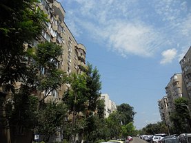 Apartament de vânzare 3 camere, în Bucuresti, zona 13 Septembrie