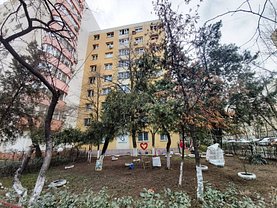 Apartament de vânzare 4 camere, în Bucuresti, zona Tei