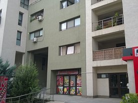 Vânzare spaţiu comercial