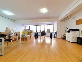 Apartament de vânzare 3 camere, în Bucureşti, zona Cişmigiu