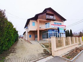 Vânzare spaţiu comercial