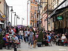 Vânzare spaţiu comercial