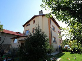 Casa de vânzare sau de închiriat 8 camere, în Agigea