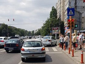 Vânzare spaţiu comercial
