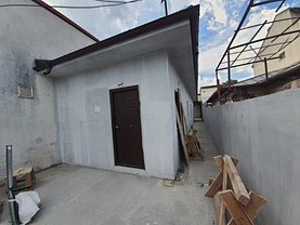 Casa de vânzare 3 camere, în Constanţa, zona Faleza Nord