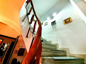 Apartament de vânzare 4 camere în Bucuresti, Unirii