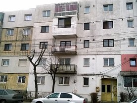 Apartament de vânzare 2 camere, în Bacau, zona Mioritei