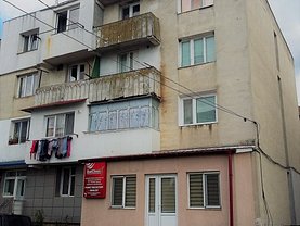 Garsonieră de vânzare, în Saveni, zona Central