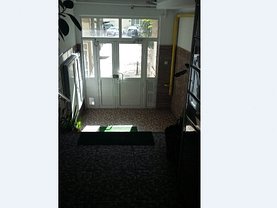Apartament de vânzare 4 camere în Bucuresti, Pantelimon