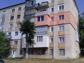 Apartament de vânzare 2 camere în Hunedoara, Est