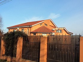 Casa de vânzare 8 camere, în Vanatori
