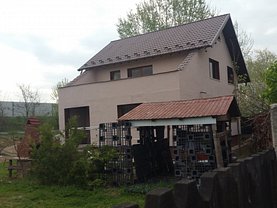 Casa de vânzare, în Pitesti, zona Prundu