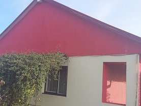 Casa de vânzare, în Bacau, zona Calea Romanului