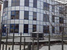 Birou în Focsani, Central