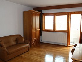 Apartament de închiriat 4 camere, în Constanta, zona Faleza Nord