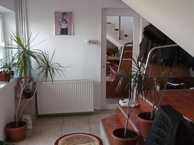 Casa de vânzare 4 camere, în Constanta, zona Tomis II