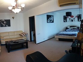 Apartament de vânzare 4 camere, în Bucuresti, zona Crangasi