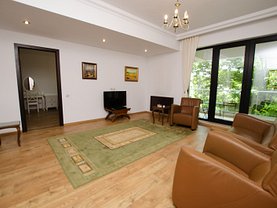 Apartament de închiriat 3 camere, în Bucureşti, zona Arcul de Triumf