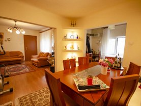 Casa de vânzare 3 camere, în Bucureşti, zona Colentina