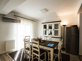 Casa de închiriat 5 camere, în Bucureşti, zona Pipera