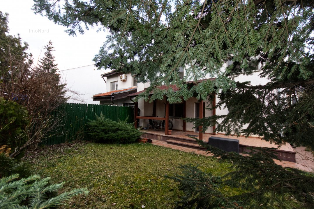 Vila de Inchiriat in Ansamblul Rezidential Pipera