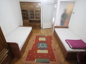 Apartament de închiriat 2 camere, în Târgu Mureş, zona 7 Noiembrie