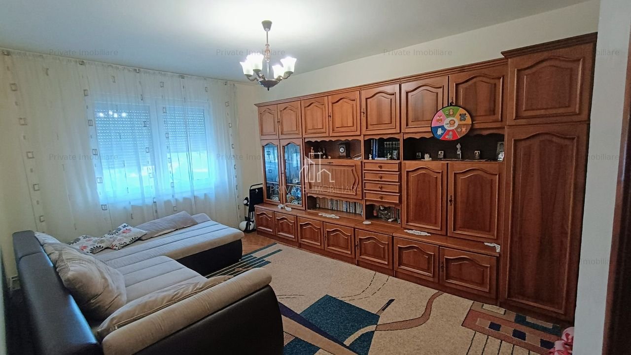 Apartament 3 camere, Etaj3, 2 Bai, Zona Unirii