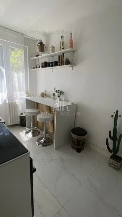 Apartament 3 camere, Renovat, Et.2, Zona Centrala