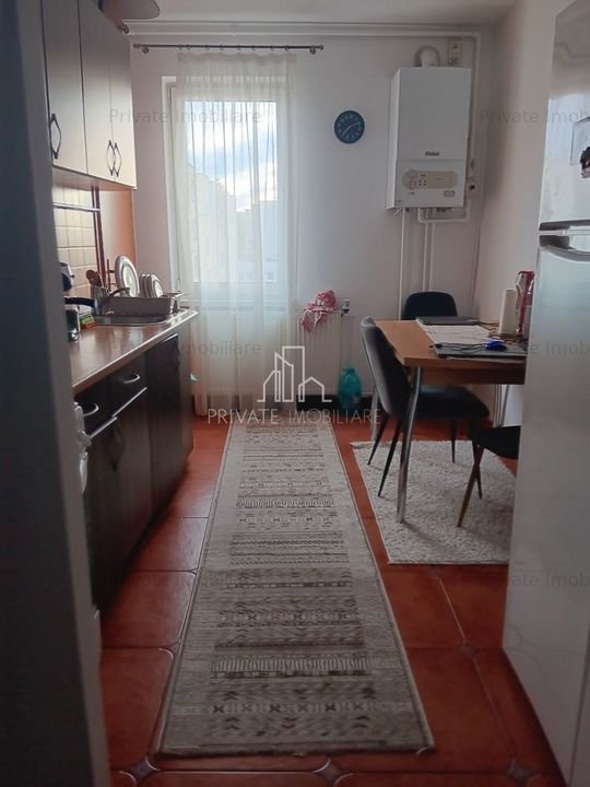 Apartament 2 Camere Et. 3/4 de Vanzare, Zona E-on, Cartier Tudor