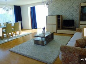 Casa de închiriat 4 camere, în Livezeni