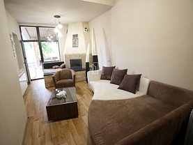 Casa de închiriat 4 camere, în Târgu Mureş, zona Semicentral