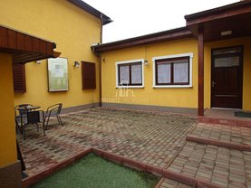 Casa de vânzare 5 camere, în Târgu Mureş, zona Central