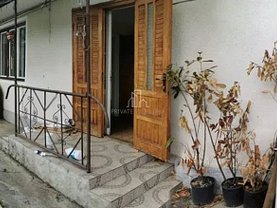 Casa de vânzare 3 camere, în Târgu Mureş, zona 7 Noiembrie