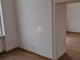 Închiriere birou
