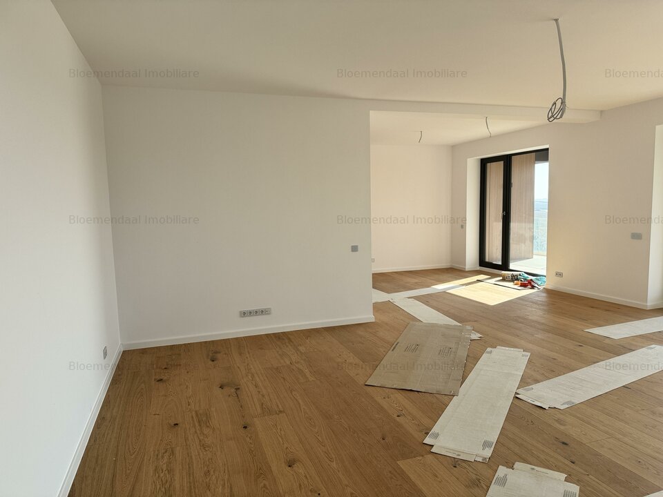 Apartament 5 camere cu 2 locuri de parcare incluse
