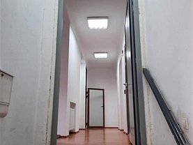 Apartament de închiriat 3 camere, în Timisoara, zona Balcescu