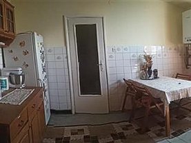 Apartament de vânzare 3 camere, în Timişoara, zona Complex Studenţesc