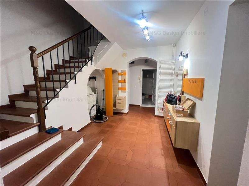 Apart pe doua nivele 160 mp, zona Elisabetin