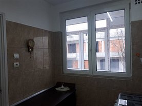 Apartament de închiriat 2 camere, în Bucureşti, zona 1 Mai