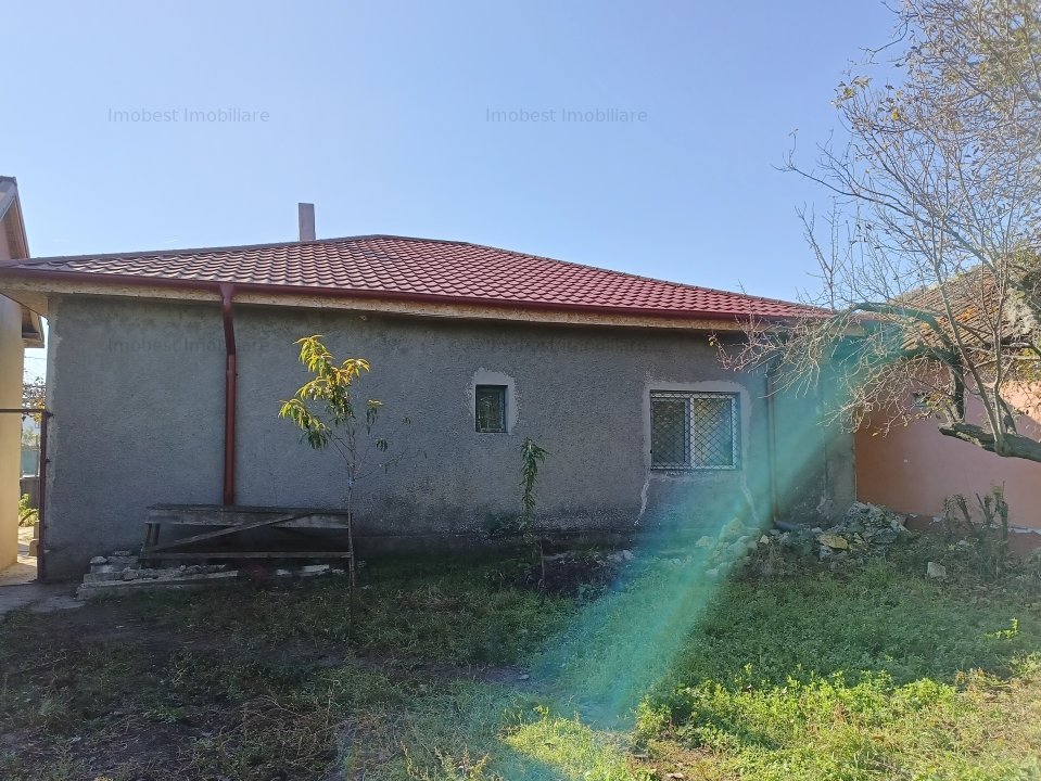 Oportunitate! Casa batraneasca, 2 camere, teren 457 mp, Valu lui Traian!