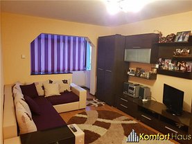 Apartament de vânzare 3 camere, în Bacau, zona Central