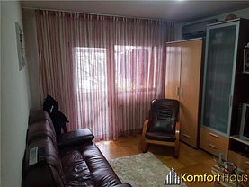 Apartament de vânzare 4 camere, în Bacău, zona Central