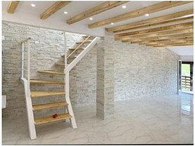 Penthouse de vânzare 4 camere, în Săcele, zona Bunloc