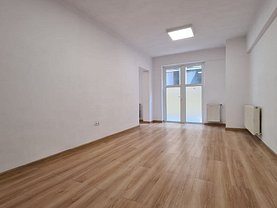 Apartament de vânzare 2 camere, în Braşov, zona Braşovul Vechi