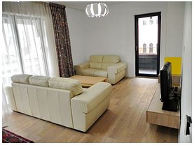 Apartament de vânzare 3 camere, în Braşov, zona Centrul Civic