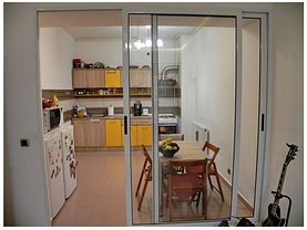 Apartament de vânzare 3 camere în Brasov, Tractorul