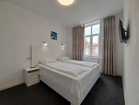 Apartament de vanzare 3 camere, în Brasov, zona Brasovul Vechi